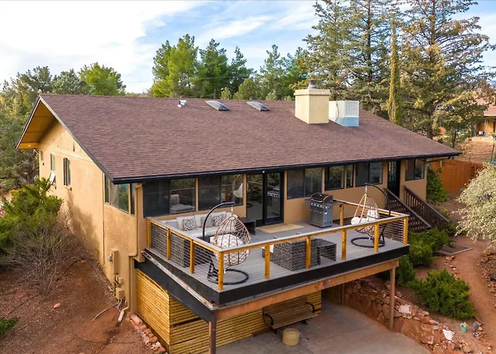 Huge Compound Gym Two Spas Casitas Pond *