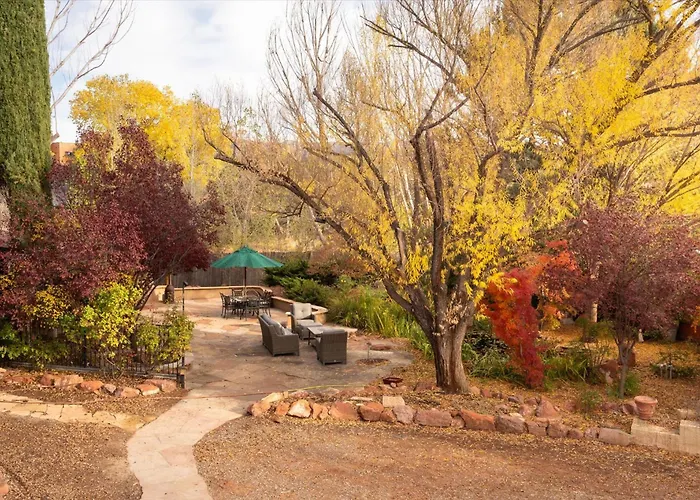 Huge Compound Gym Two Spas Casitas Pond Sedona