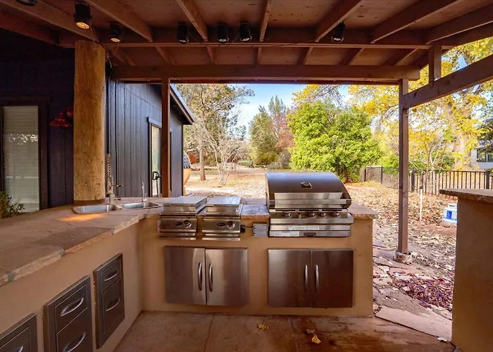 Huge Compound Gym Two Spas Casitas Pond * Sedona